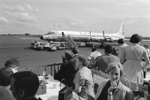 « More than a postcard. Le Luxembourg entre arrivée et départ »