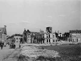 Bonnevoie et son église après les bombardements du 9 août 1944