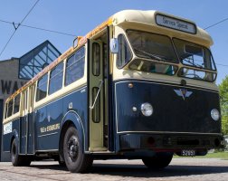 vieux bus au musée des tramways