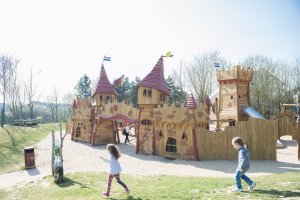 aire de jeux thématique