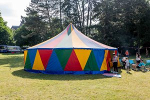 Spillfest pendant la fête nationale 2023. Animation pour les familles sur la Kinnekswiss.