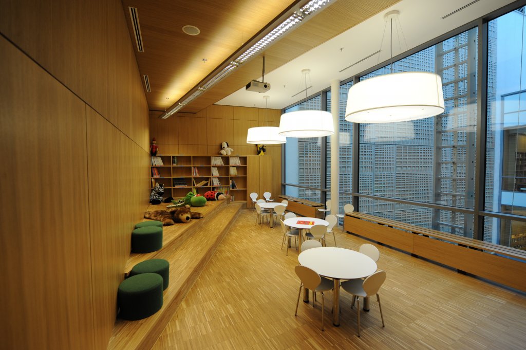 salle enfants à la Cité Bibliothèque