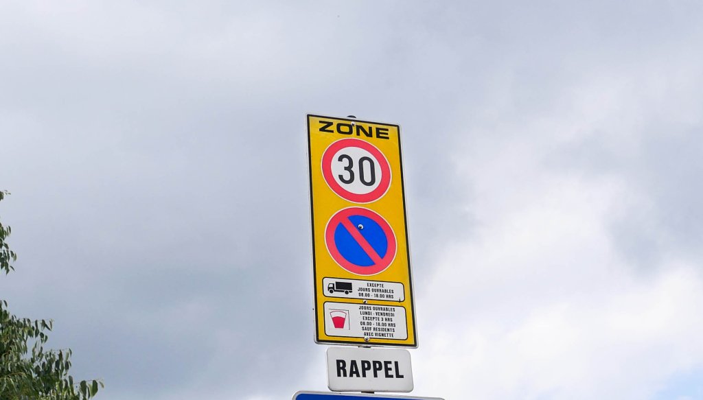 stationnement camionnettes