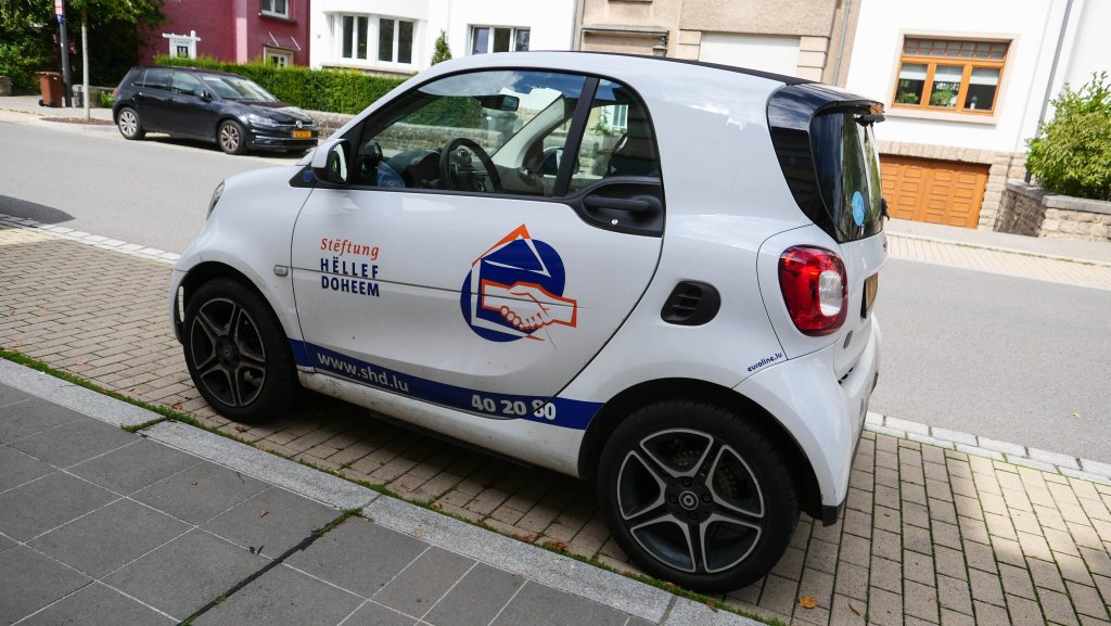 voiture Hëllef doheem