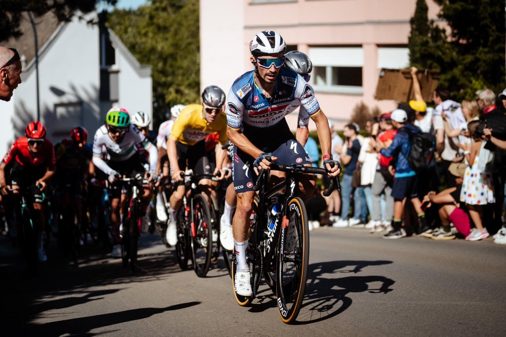 Image d'un coureur sur le parcours du Skoda Tour de Luxembourg