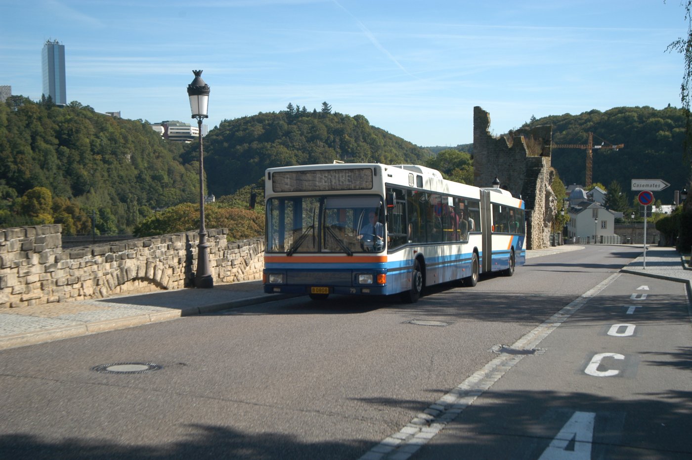 Image d'un bus MAN proche du huelen Zant
