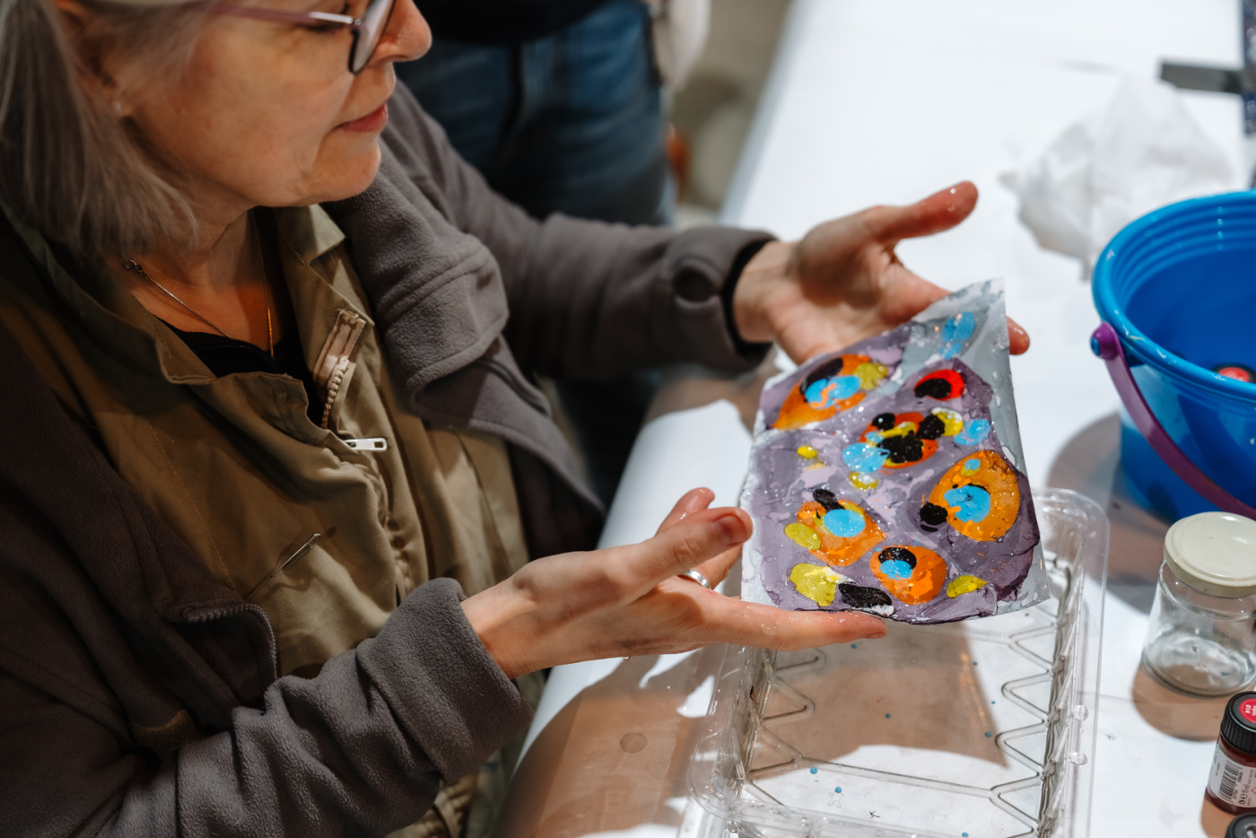 Image des participants en train de travailler sur leurs projets