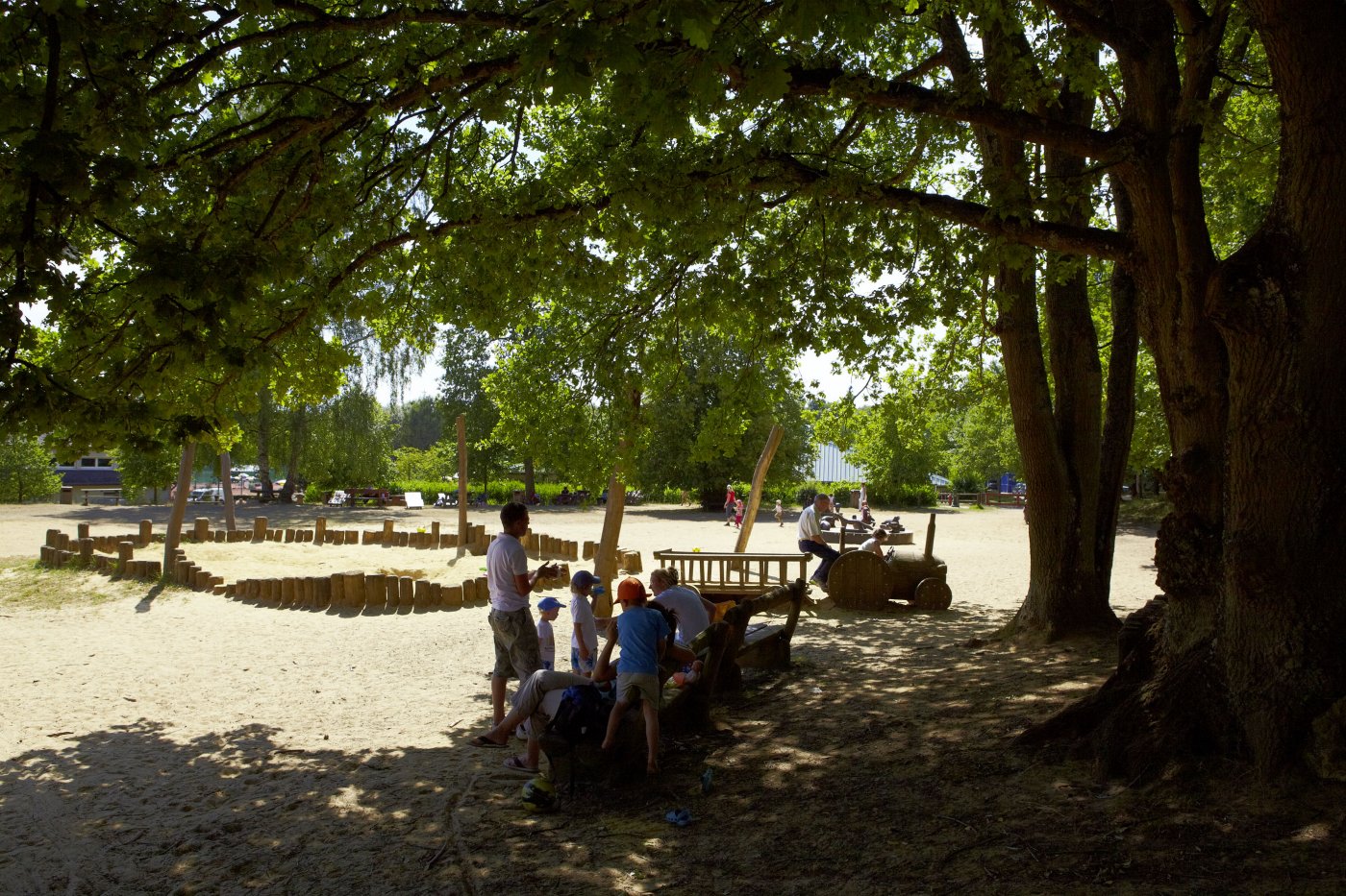 aire de jeux à l'entrée de la forêt Bambësch