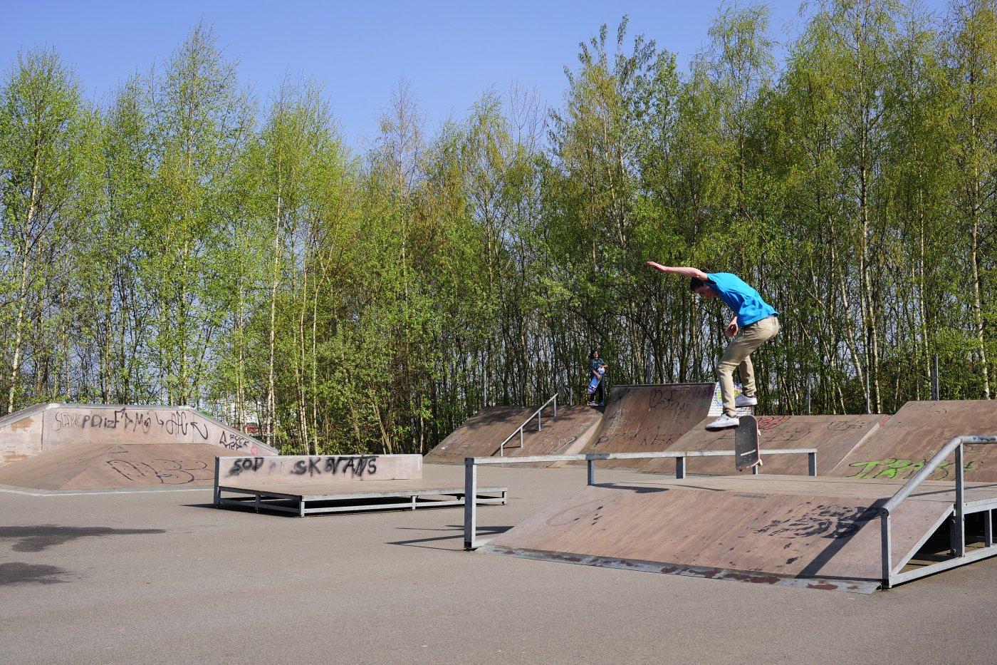 skate sur l'aire de jeux Mühlenweg