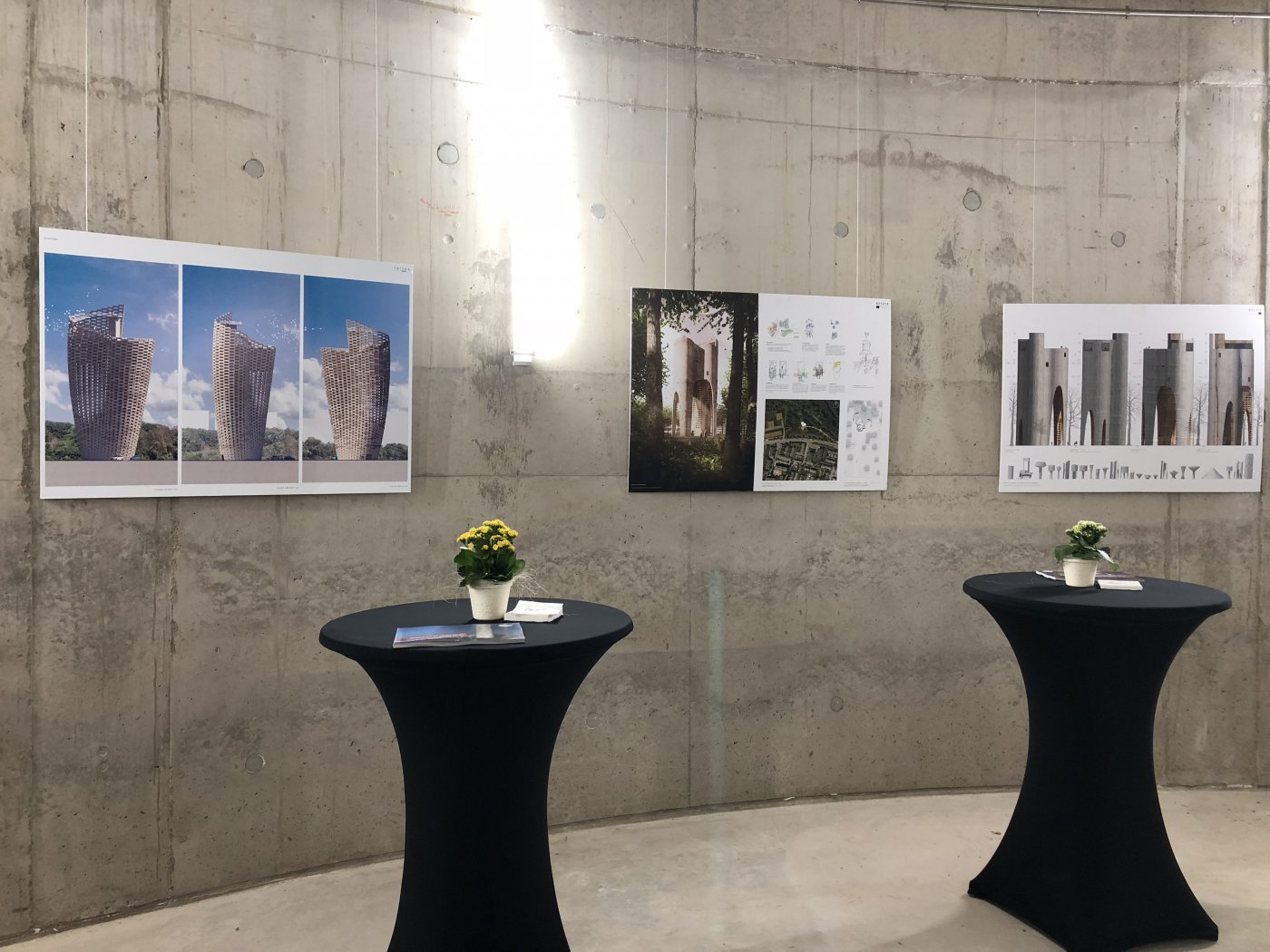 Photo de l'inauguration du château d'eau
