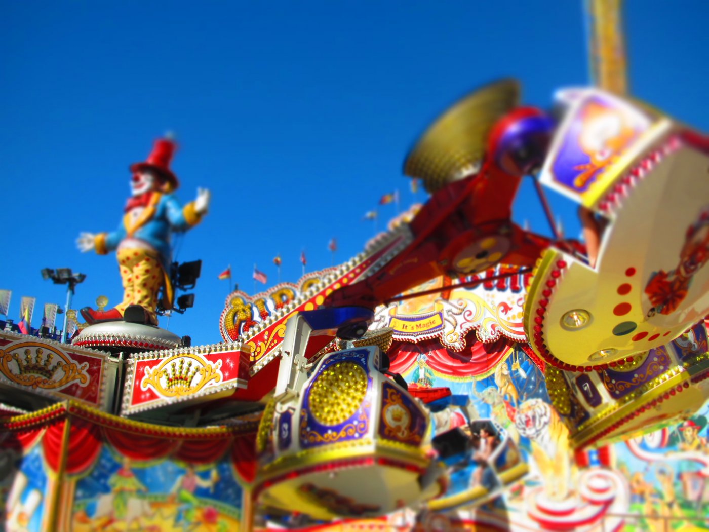 circuscircus