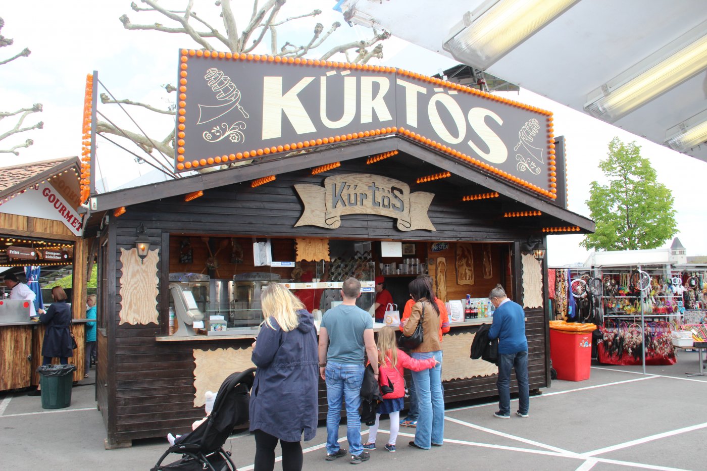 Kürtös