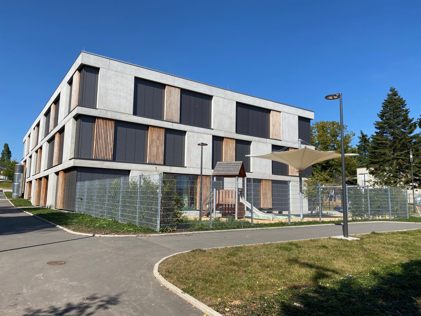 école cents cnk38