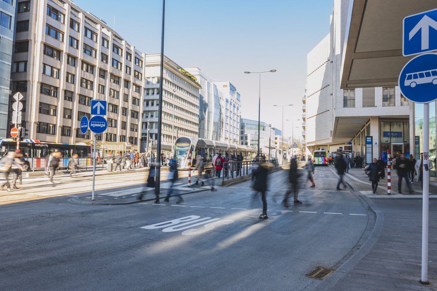 Exemple d'un gué pour piétons à la place Hamilius