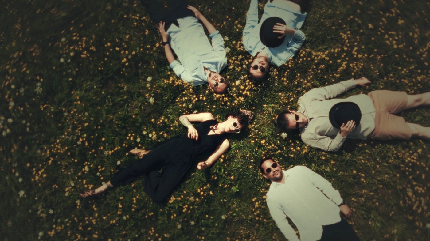 Image du groupe MAYA