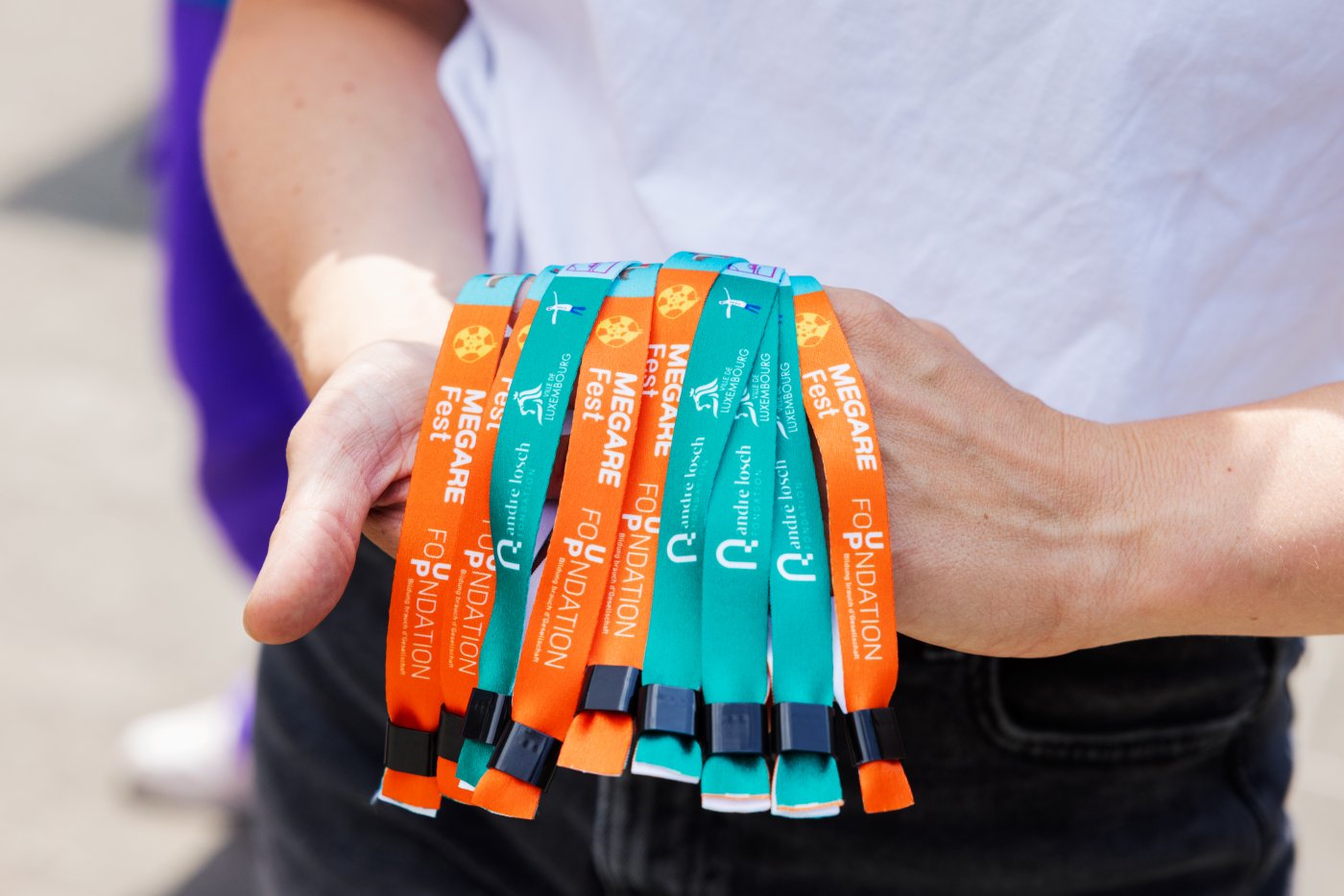 Image de bracelets d'entrée au MEGAREfest