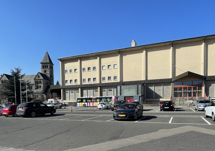 Impfzentrum In Der Victor Hugo Halle Ville De Luxembourg
