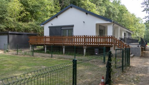 Chalet des Hondsfrënn Bouneweg rénové et modernisé