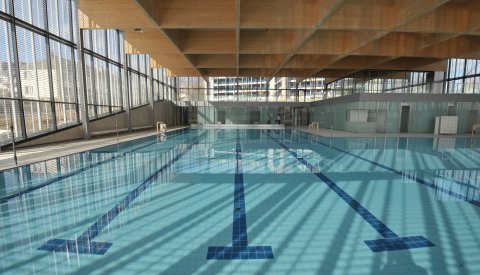 Intérieur de le piscine de Merl