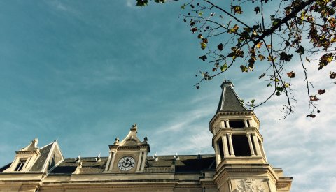 Cercle Cité sur la place d'Armes