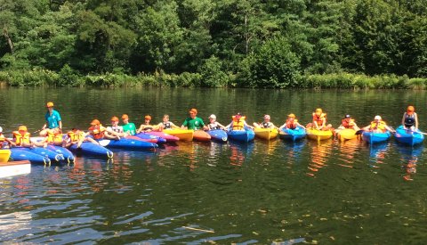 kayaks sur l'eau