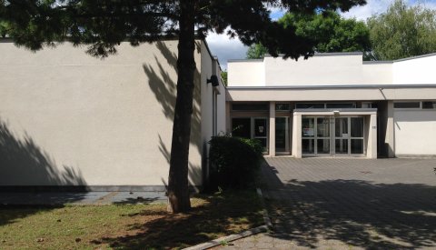 entrée du hall omnisports Beggen