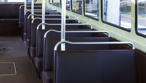 vieux bus au musée des tramways
