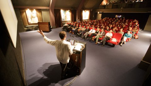 Ciné-conférence dans le cadre de l'Université Populaire du Cinéma à la Cinémathèque