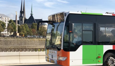 Bus pont Adolphe automne 2019