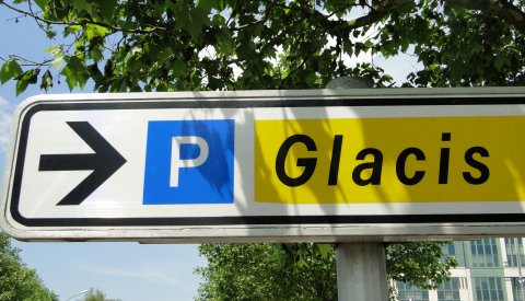 Parking Glacis